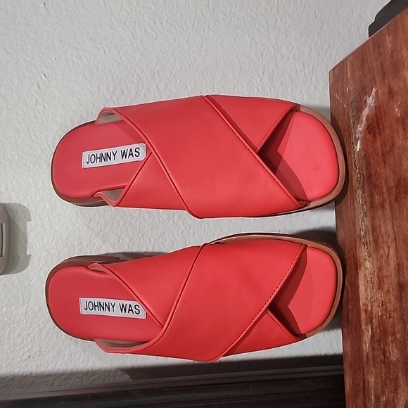 NWOT TAG Johnny Was Sandals size 7 - Picture 2 of 5